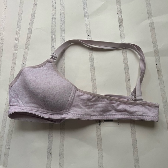 Pink bra - Picture 3 of 3